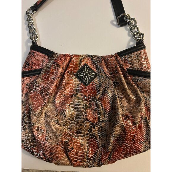 Simply Vera Vera Wang Faux Snakeskin Shoulder Bag With Chain Strap Red & Black - Picture 7 of 11